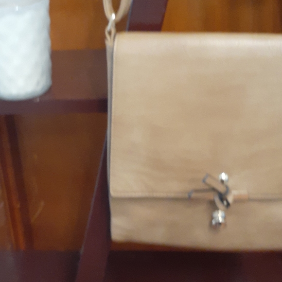 Purse - Picture 2 of 4